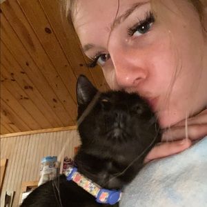 Meet your Posher, Madison